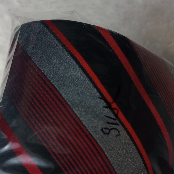 100% Silk (2 )Tie Bundle Stripes - Picture 4 of 4